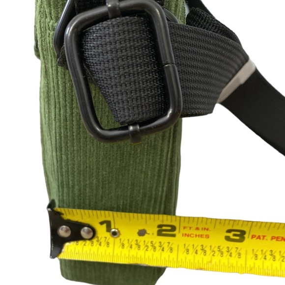 UO Corduroy Mini Zip Messenger Bag NWT - Picture 9 of 9